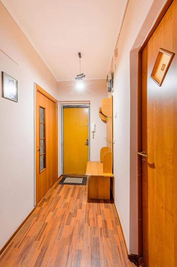 Apartments On Tole By 12 App 51 Алма Ата Екстериор снимка